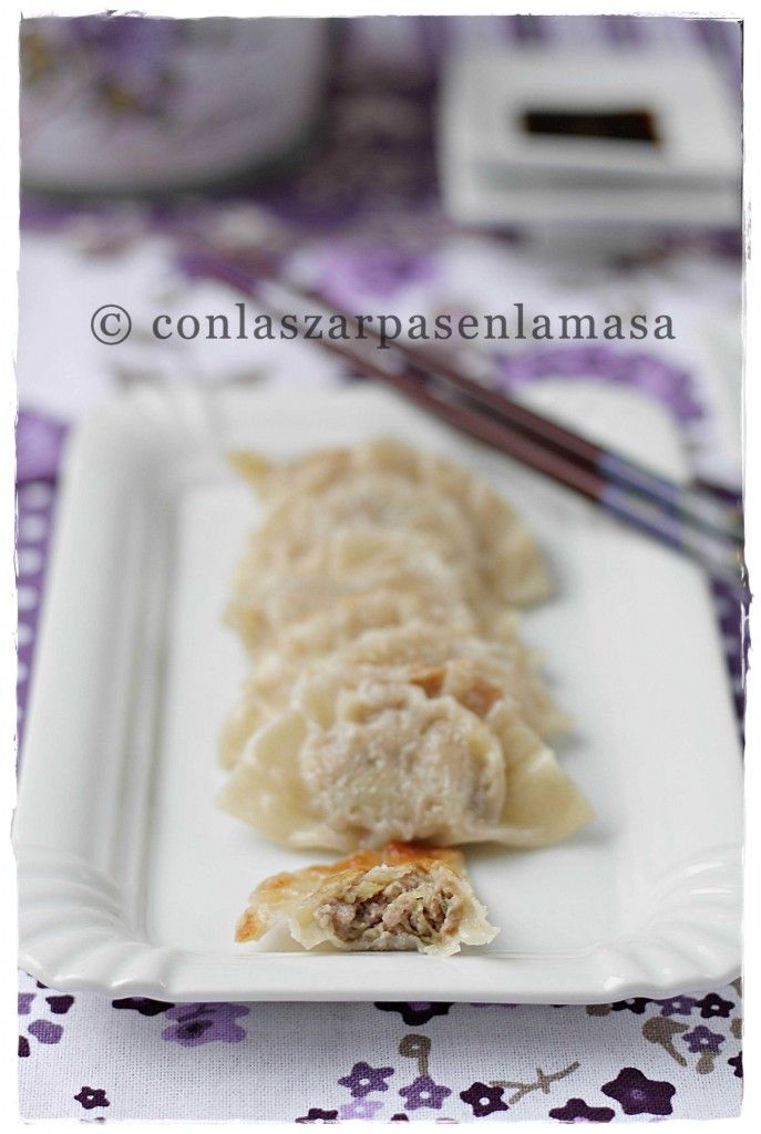 Gyoza, empanadillas japonesas {by Paula, Con las Zarpas en la Masa}