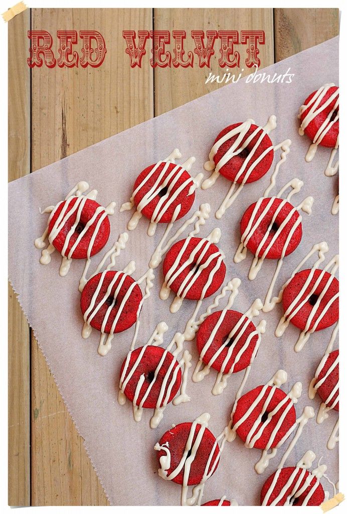 Red Velvet mini donuts {by Paula, Con las Zarpas en la Masa}