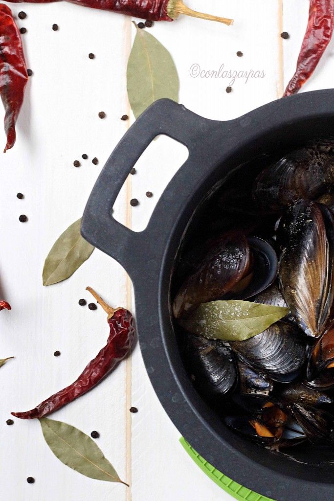 Mejillones al vapor {by Paula, Con las Zarpas en la Masa}