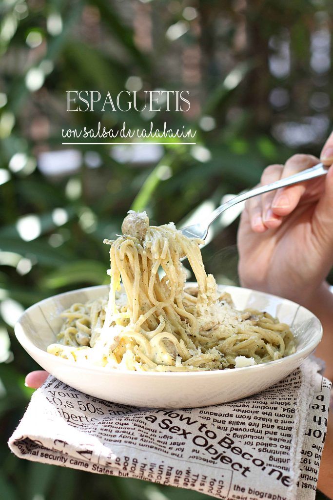 Espaguetis con salsa de calabacín {by Paula, Con las Zarpas en la Masa}