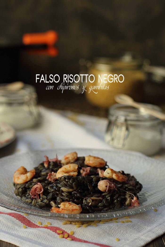 Falso risotto negro con chipirones y gambitas