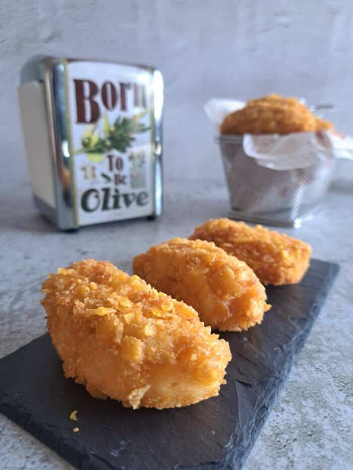 Croquetas crujientes de bacalao y gambas