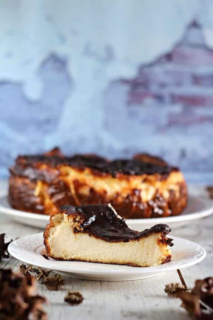 Tarta de queso de la Viña con queso viejo tostado